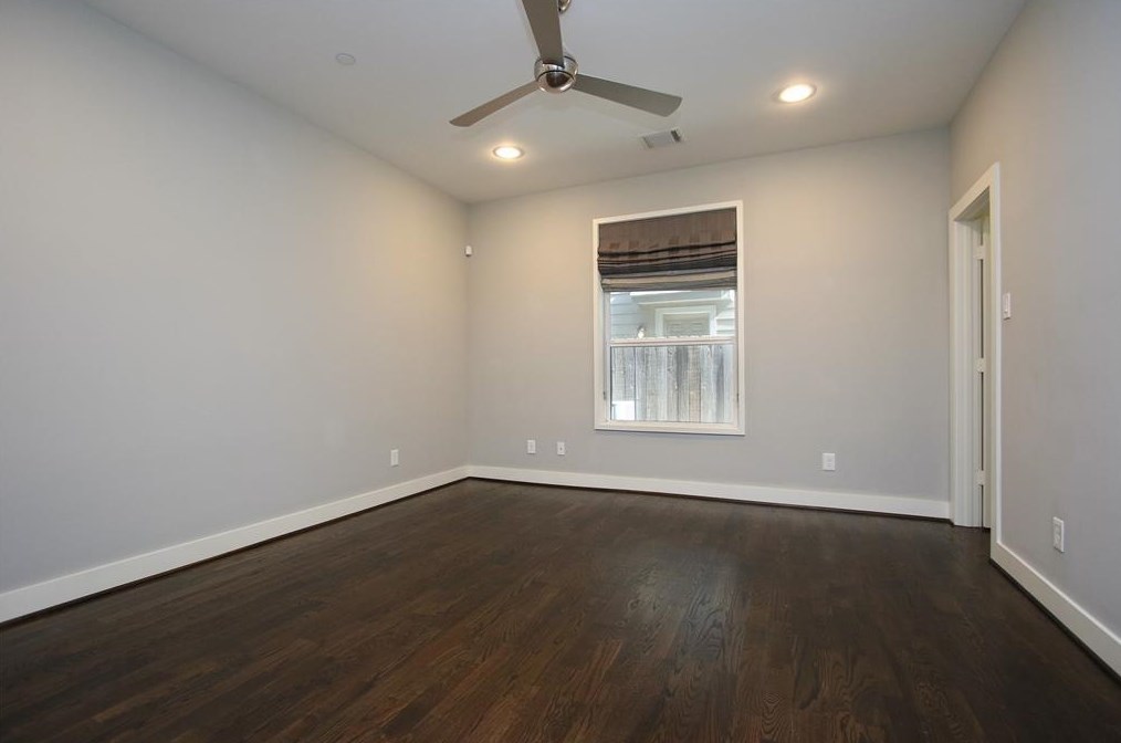 2614 Sherwin St, Houston TX  77007-1074 exterior