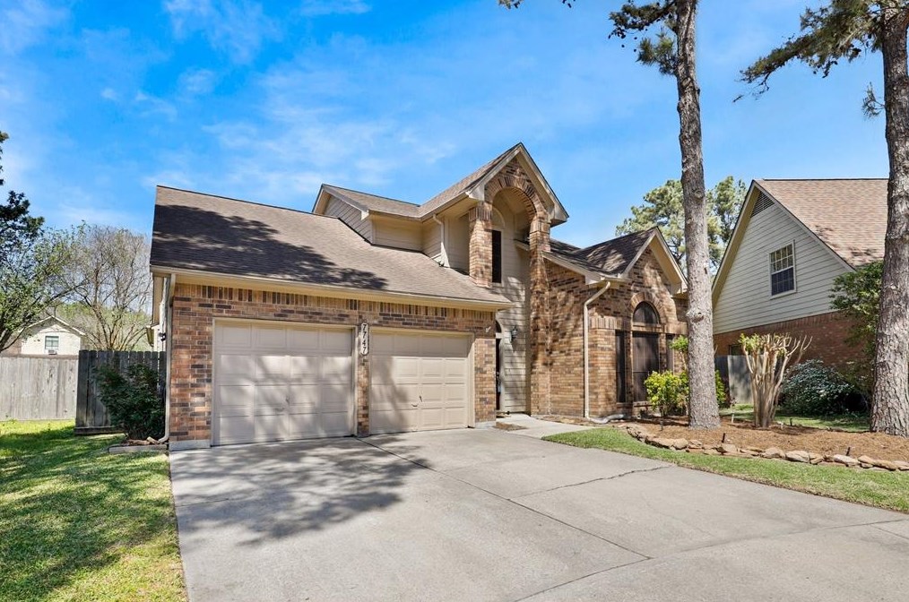7747 Spruce Haven Dr, Houston, TX 77095-1636