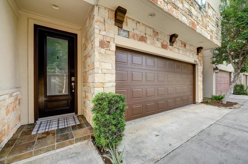 909 W 22nd St #k, Houston, TX