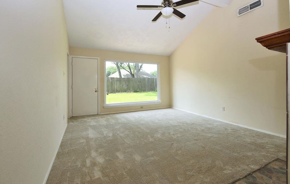 2819 Pheasant Creek Dr, Sugar Land TX  77498-1974 exterior