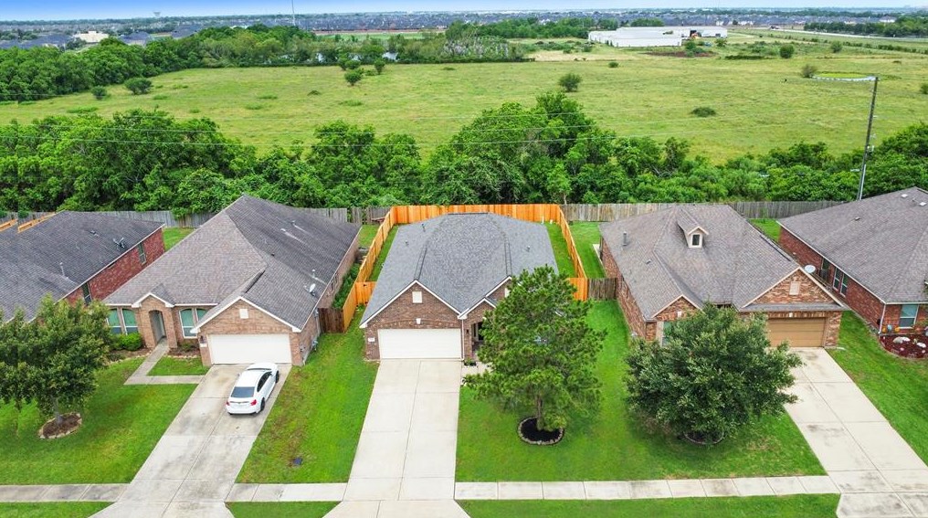 510 Heatherton Hill Dr, Richmond, TX 77469-4720