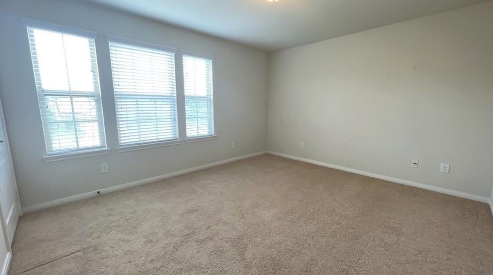 43 Canterborough Pl, Tomball TX  77375-3102 exterior