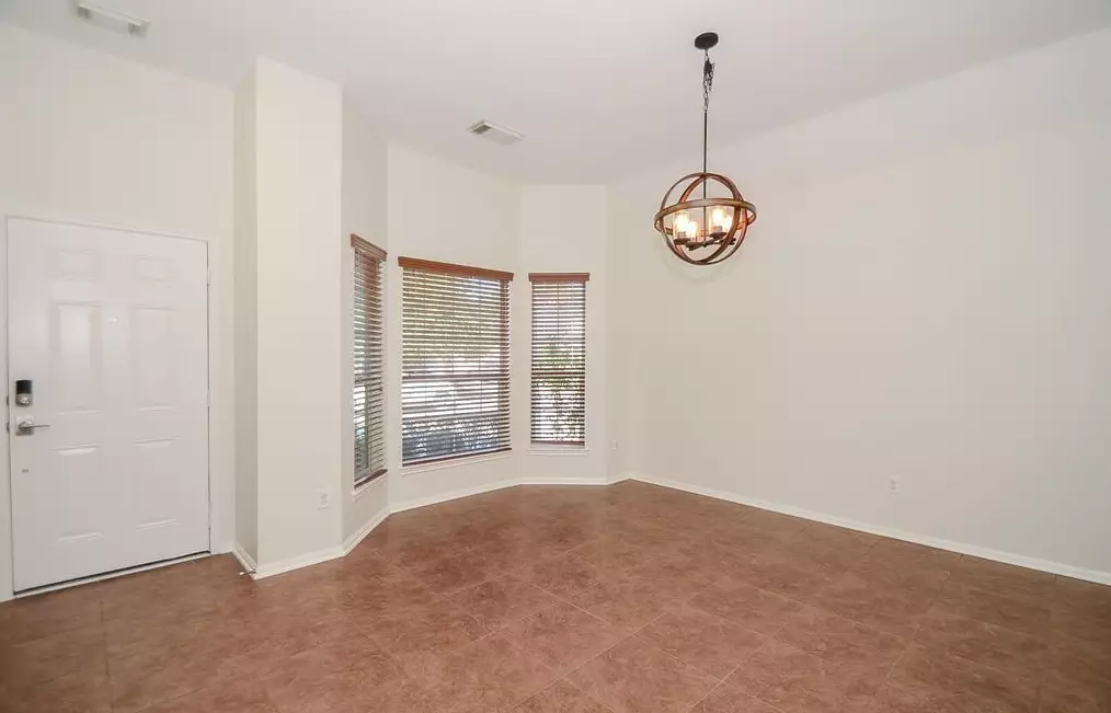 12918 Hawthorne Shores Dr, Houston TX  77044-1257 exterior
