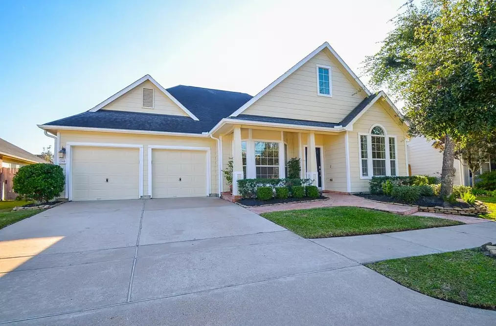 12918 Hawthorne Shores Dr, Houston, TX 77044