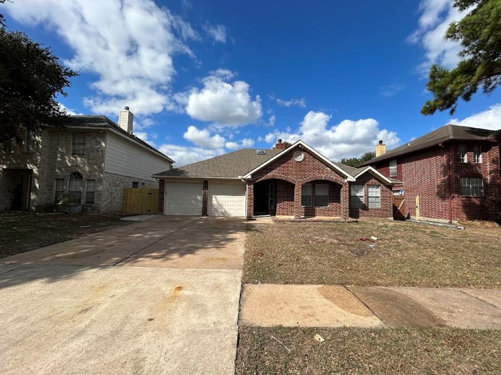 6311 Crossway Dr, Houston, TX 77084