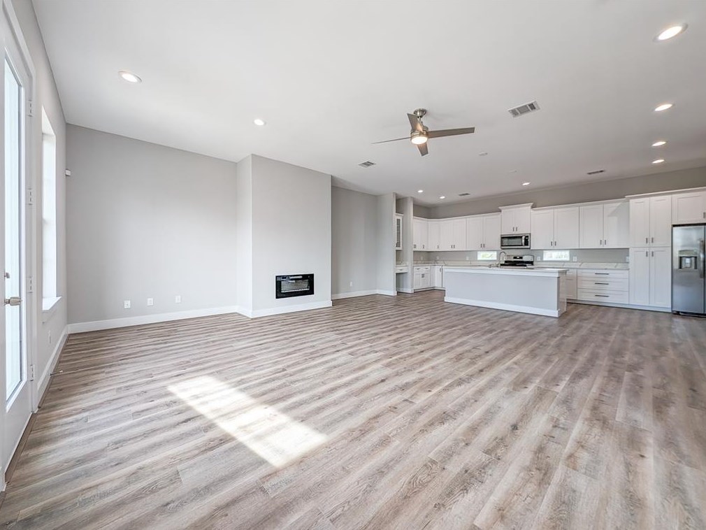 7818 De Priest St, Houston TX  77088-6206 exterior