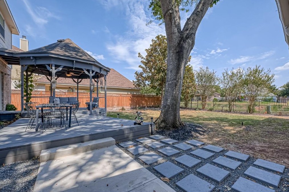 8309 Koester St, Houston TX  77040-2825 exterior