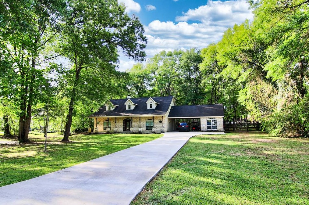 19436 Desna Dr, Porter, TX 77365