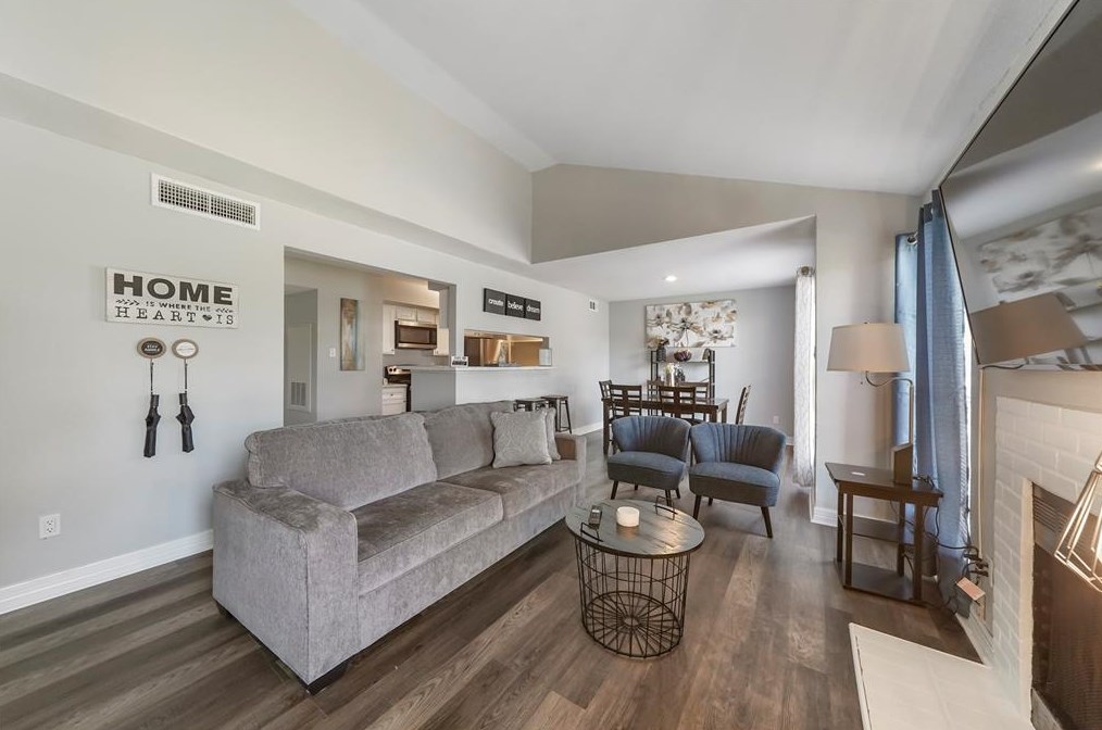 7200 T C Jester Blvd #3101, Houston, TX 77088