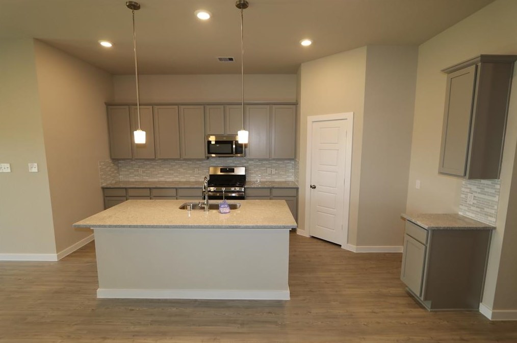 5249 Fleming St, La Marque, TX 77568-3060