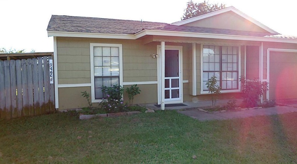 24403 Running Iron Dr, Hockley, TX 77447