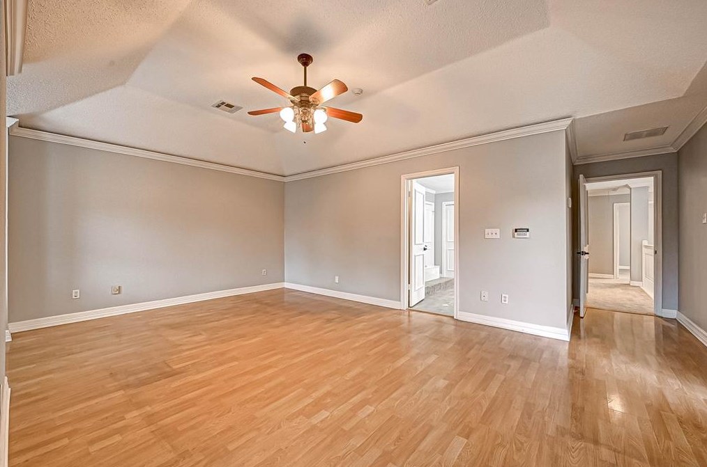 1549 Beaconshire Rd, Houston TX  77077-3868 exterior