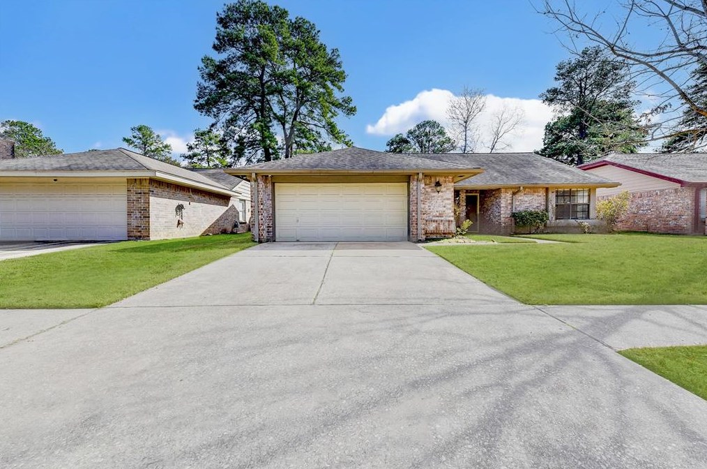 9019 Driftstone Dr, Spring, TX 77379