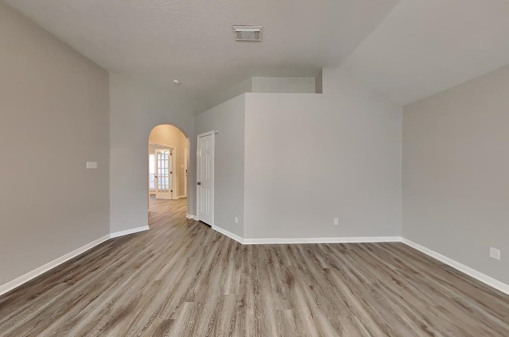 3530 Wellington Dr, Pearland, TX 77584