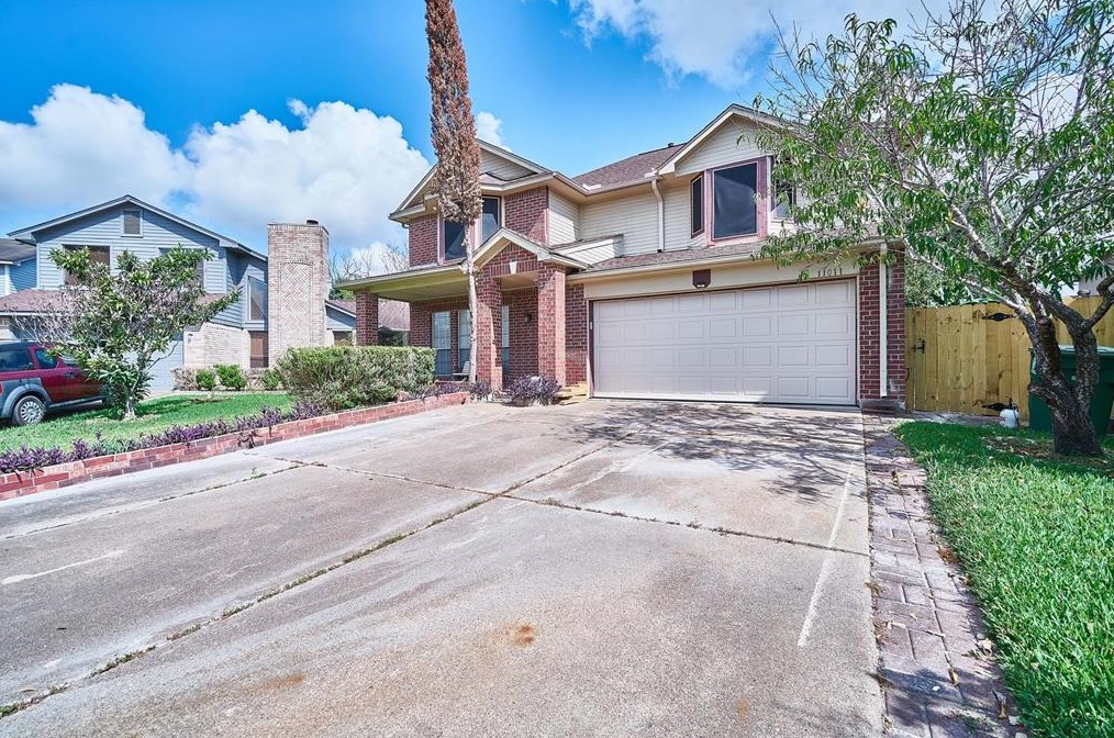 11011 Landsbury Ct, Houston, TX 77099-4248