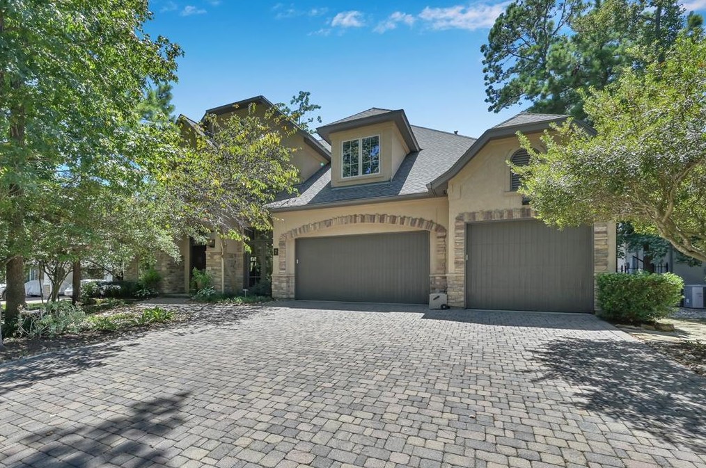 7 Pine Lodge Pl, Spring, TX 77382-2015