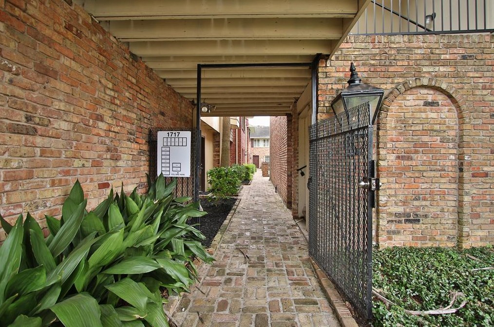1719 Commonwealth St, Houston, TX 77006