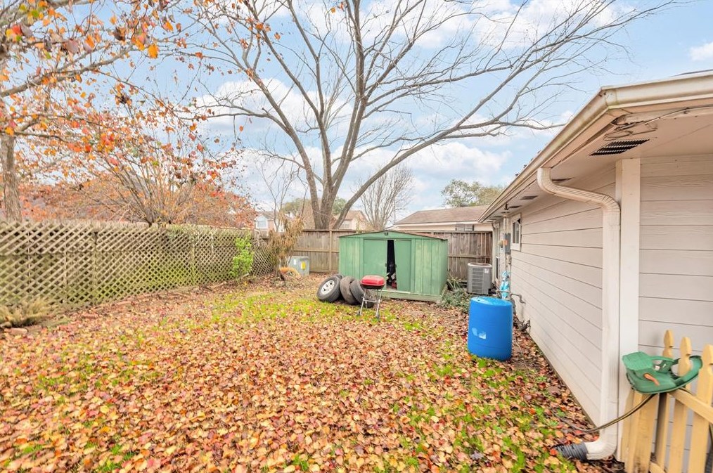 17091 Kilwinning Dr, Houston TX  77084-1844 exterior