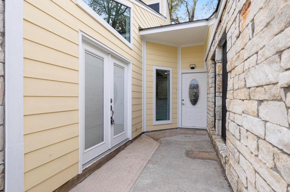 1739 Cloister Dr, Crosby, TX 77532-5431