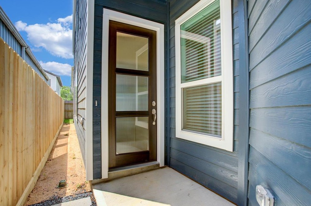 941 Wakefield, Houston, TX 77018