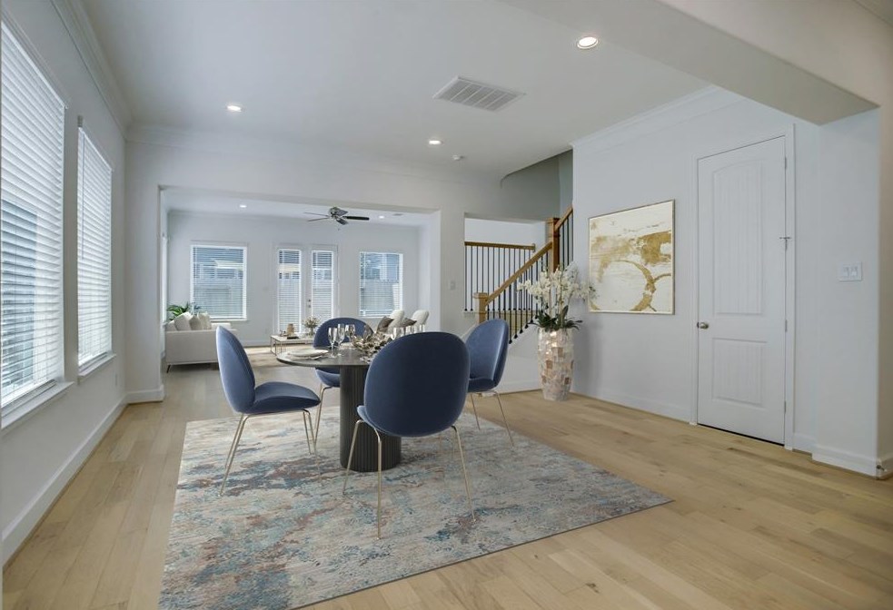 941 Wakefield Dr, Houston TX  77018-6204 exterior