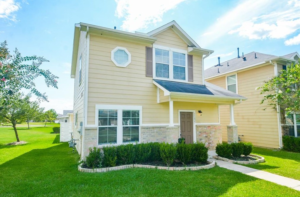 11827 Jelicoe Dr, Houston, TX 77047-3523