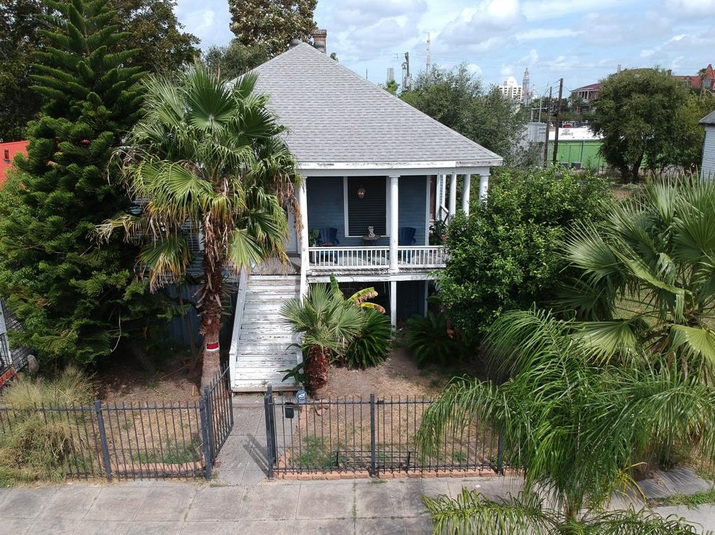 2714 Avenue K, Galveston, TX 77550