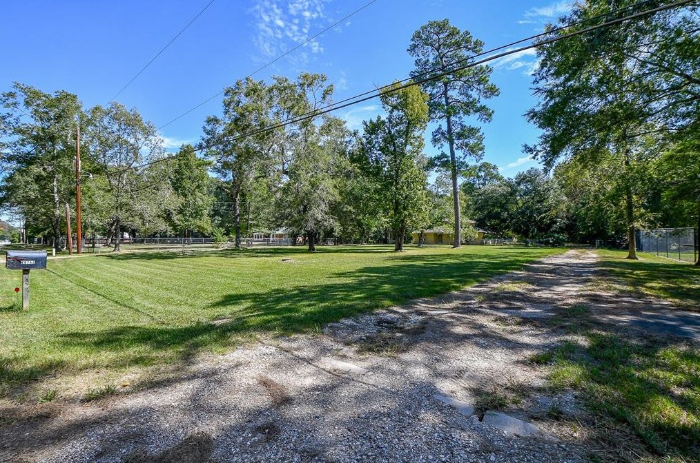20747 Lodge Rd, Roman Forest, TX 77357-4823