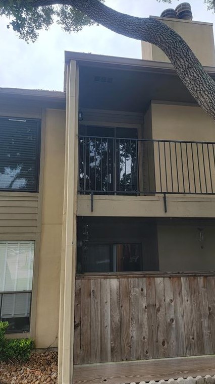 3300 Pebblebrook Dr #26, Taylor Lake Village, TX 77586