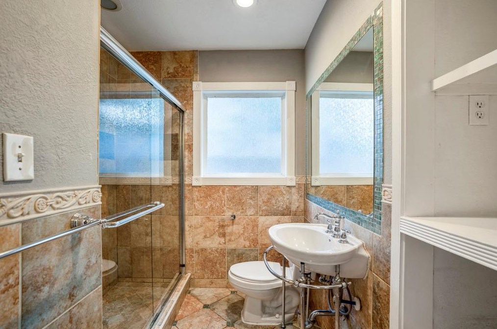 314 Joyce, Houston TX 77009-2027 exterior