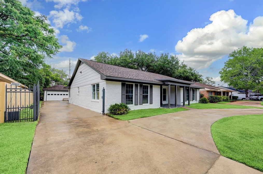6230 San Felipe St, Houston, TX 77057