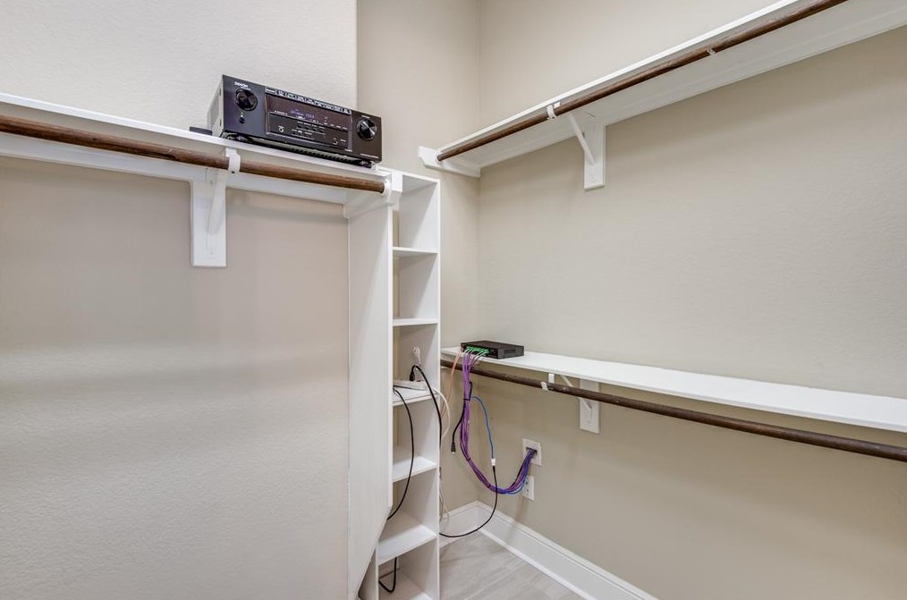 2622 Mockingbird Mdw, Spring TX 77389-1599 exterior