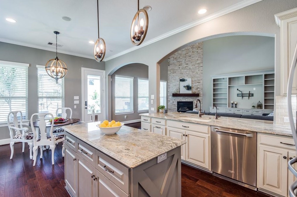 2622 Mockingbird Mdw, Spring TX 77389-1599 exterior