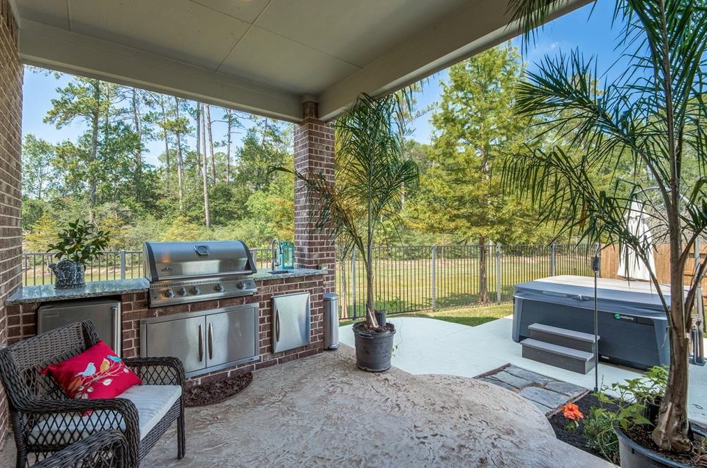 2622 Mockingbird Mdw, Spring TX 77389-1599 exterior