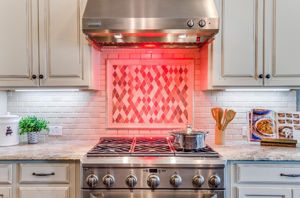 2622 Mockingbird Mdw, Spring TX 77389-1599 exterior