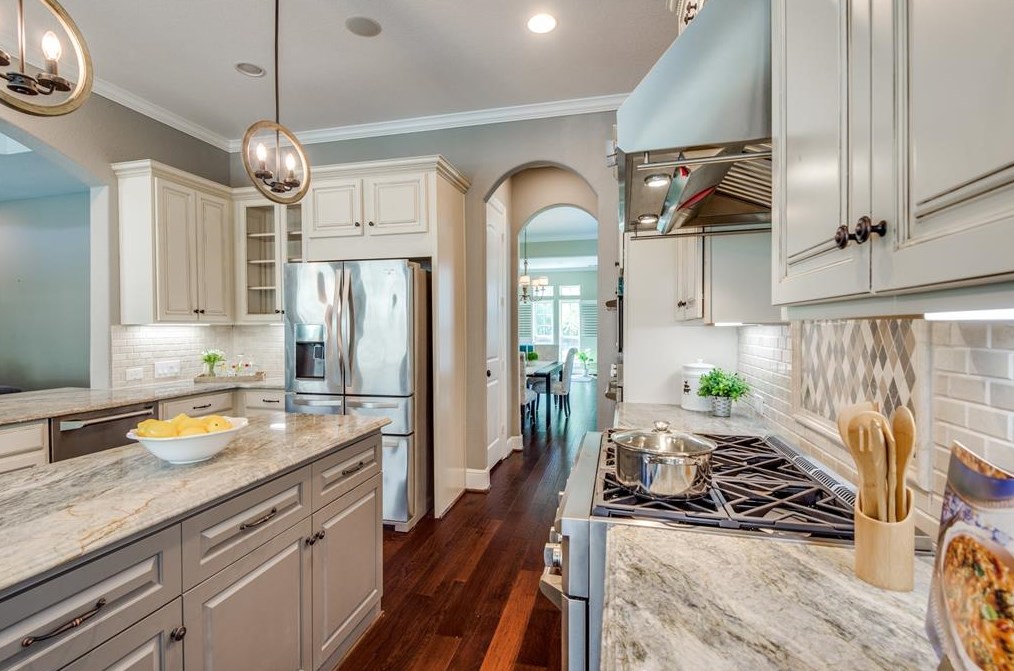 2622 Mockingbird Mdw, Spring TX 77389-1599 exterior