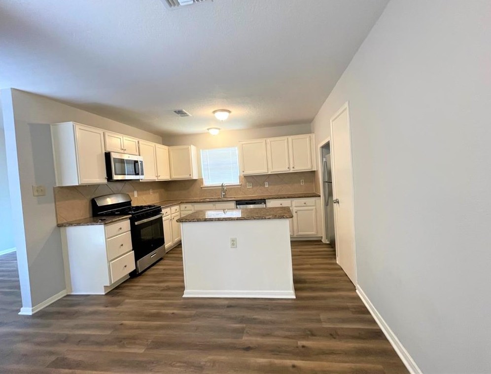 19419 Coppervine Ln, Houston TX  77084-4877 exterior