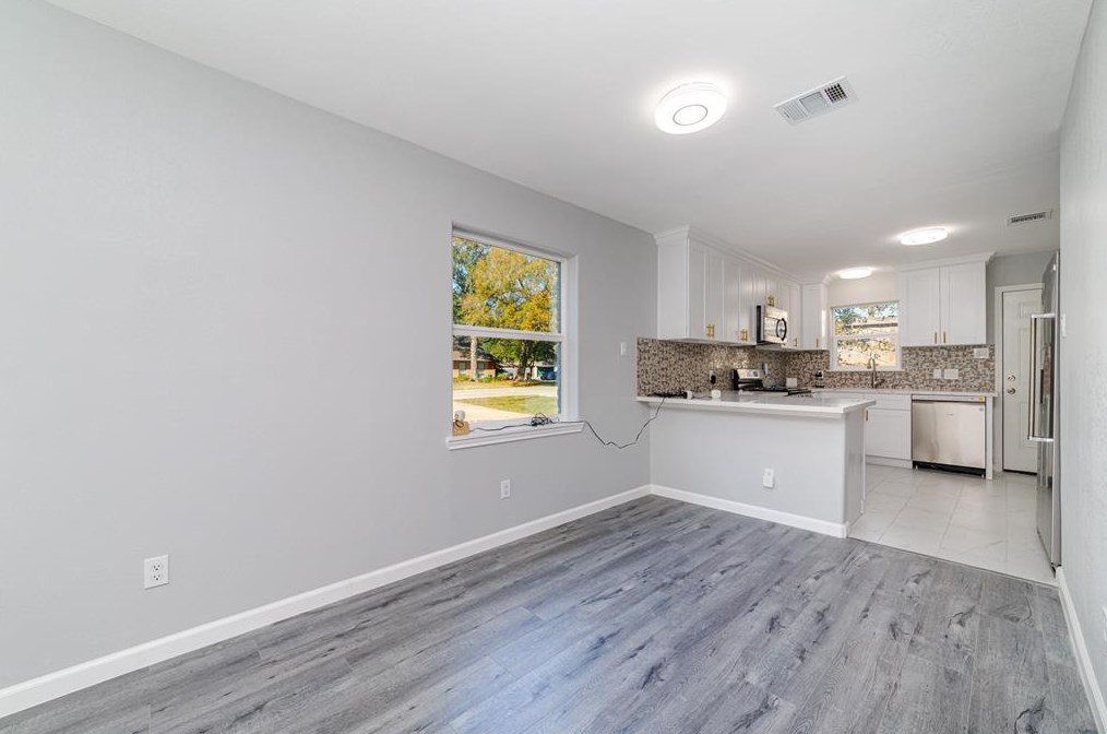 1716 Crestdale Dr Apt 10, Houston, TX 77080