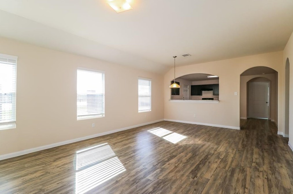 2416 W Werrington Way, Houston, TX 77073