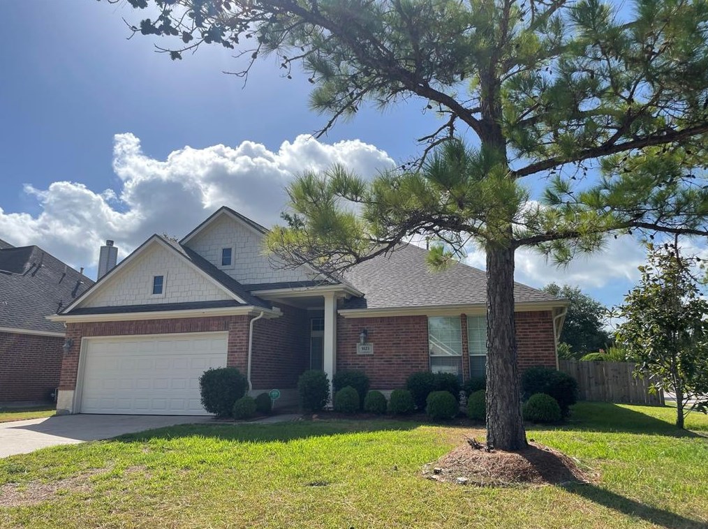 5123 Rainflower Cir S, League City, TX 77573