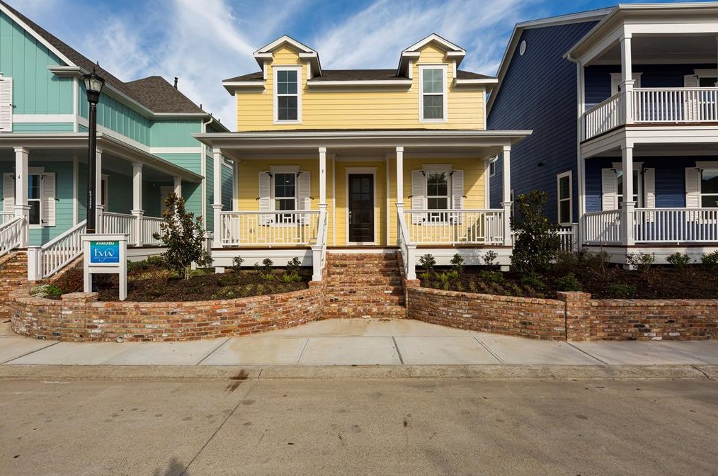 3 Caravelle Ct, Galveston, TX 77554-2917