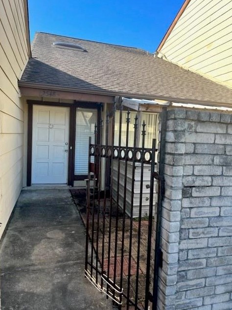 12548 Newbrook Dr, Houston, TX 77072