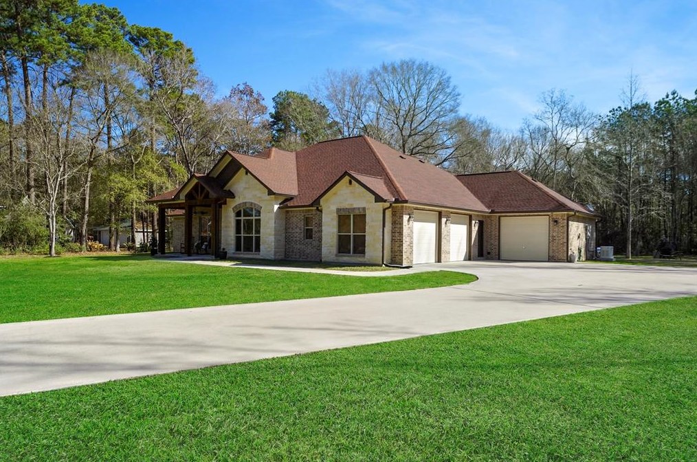 23858 Northcrest Trl, Roman Forest, TX 77357-4756