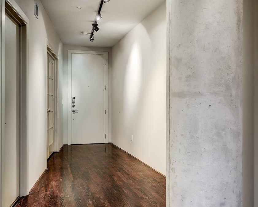 1005 S Shepherd Dr Apt 811, Houston, TX 77019