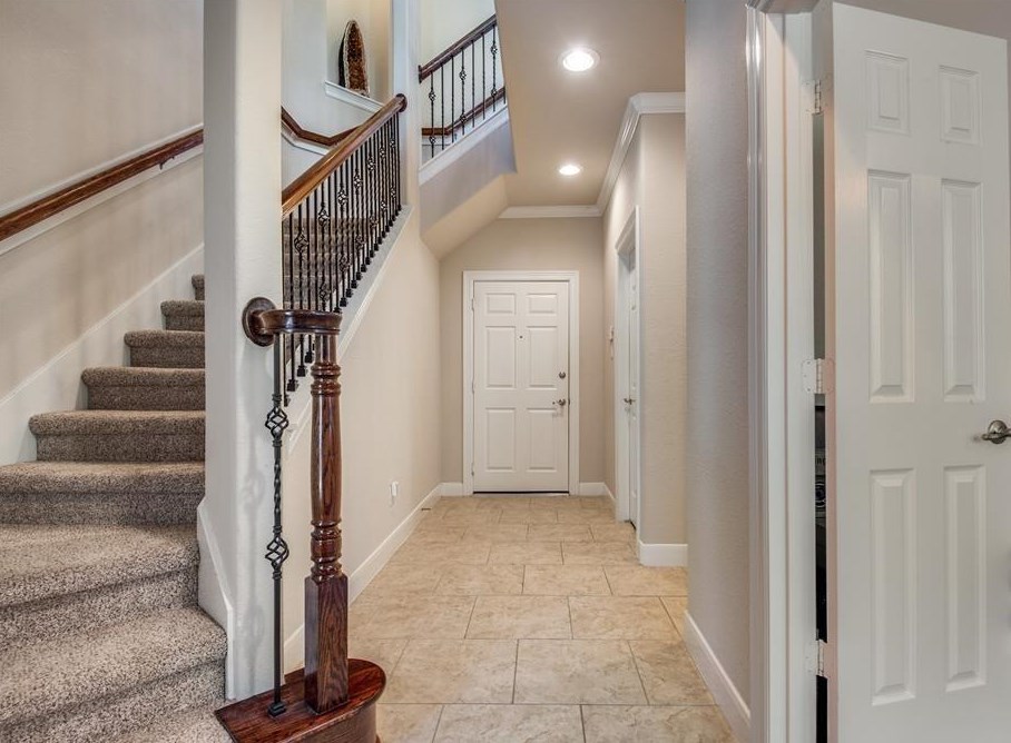 22 Islewood Blvd, Spring TX  77380-2855 exterior