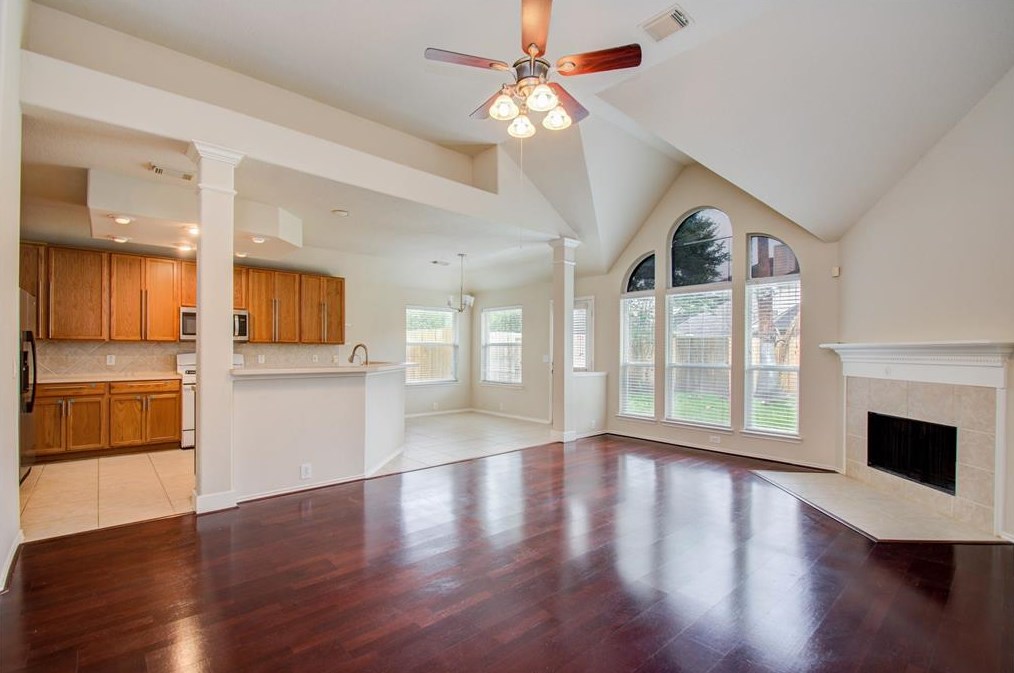 10411 Red Slate Ln, Houston, TX 77095