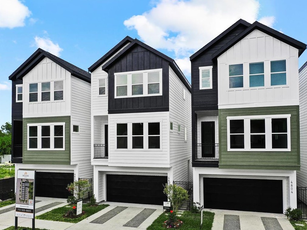 1207 Cavalcade St, Houston, TX 77009-2151