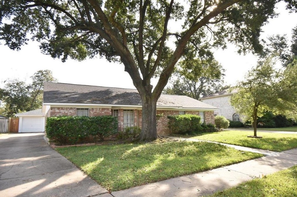 431 Applewhite Dr, Katy TX  77450-2401 exterior