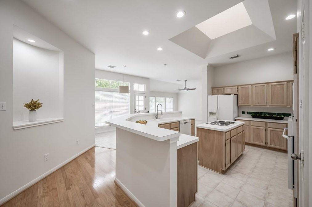 1707 Garden Home Dr, Sugar Land, TX 77479-6349