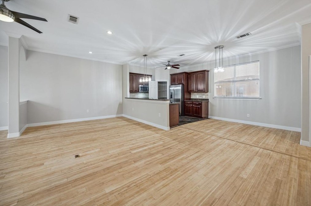 3004 Chenevert St, Houston TX  77004-5665 exterior